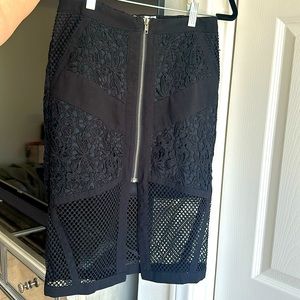 Size 10 Shareen Zip Lace Mesh Skirt